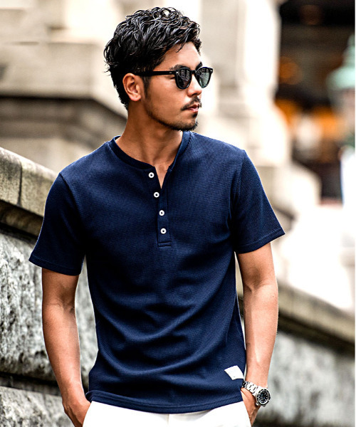 CavariA（キャバリア）の「『CavariA/キャバリア』サーマル無地半袖Tシャツ【3ネックタイプから選べる】（Tシャツ/カットソー・メンズ・ホワイト/ライトピンク/ネイビー/ブラック/カーキ/グレー/ターコイズブルー/ブラック系その他3/グレー系その他2/グリーン系その他3/ブルー系その他3/ブルー系その他6/ホワイト系その他3/ピンク系その他3/ブラック系その他/グレー系その他/グレー系その他3/ブルー系その他/ブルー系その他5/ピンク系その他2/ホワイト系その他/グリーン系その他2/ブラック系その他2/ブルー系その他2/ホワイト系その他2/ピンク系その他/ブルー系その他4/グリーン系その他・L/M/XL）」の21枚目の写真