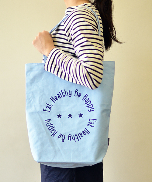entre square(アントレスクエアー)の「Eat Healthy Be Happy トートバッグS ブルー(トートバッグ・レディース・ライトブルー・ONE SIZE)」の1枚目の写真