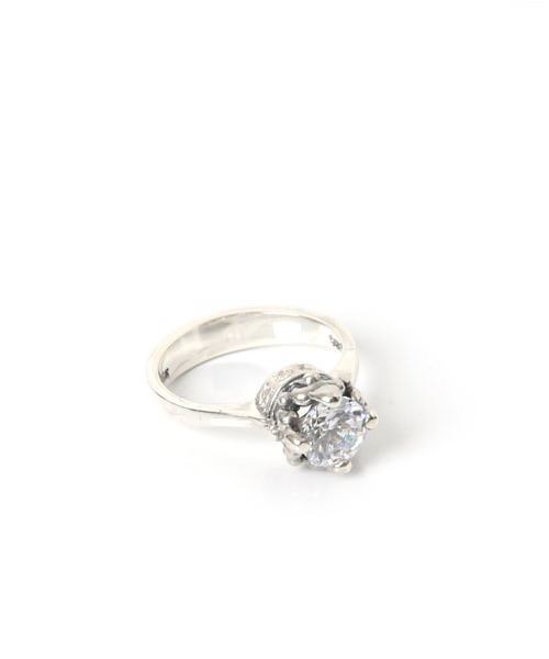 ROYAL ORDER(ロイヤルオーダー)の「ANTOINETTE RING w/ CZ & CZ BASE(リング・レディース・シルバー・14号 US-7/10号 US-5/13号 US-6h/15号 US-7h/17号 US-8h/16号 US-8/12号 US-6)」の5枚目の写真