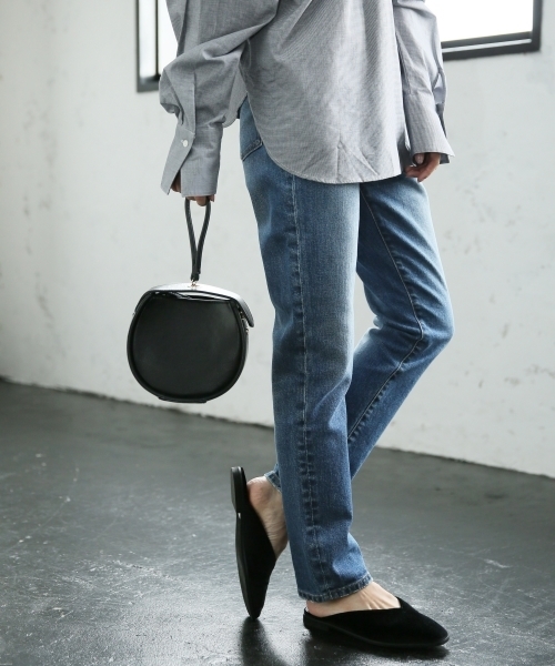 A part by（アパートバイ）の「アンダーサークルミニバッグ　764826 （ショルダーバッグ・レディース・ゴールド/ボルドー/ブラック・FREE）」の2枚目の写真