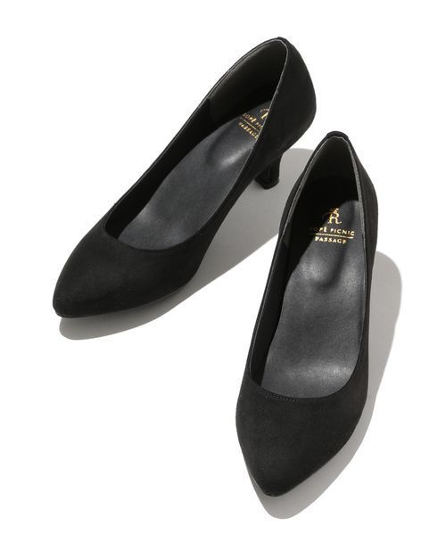 ROPE' PICNIC（ロペピクニック）の「【WEB.一部店舗限定35,40サイズ】ポインテッドトゥプレーンパンプス（パンプス・レディース・グレー/ネイビー/ピンク系その他2/ブラック/ワイン/グリーン系その他/キャメル・40/35/39/38/36/37）」の2枚目の写真