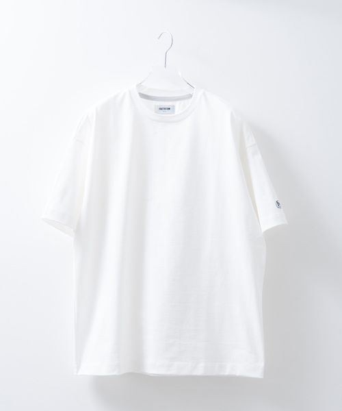 FACTOTUM（ファクトタム）の「【FACTOTUM】オーバーサイズハーフスリーブTシャツ（Tシャツ/カットソー・メンズ・ホワイト/ブラック/ネイビー・44/46/48）」の2枚目の写真