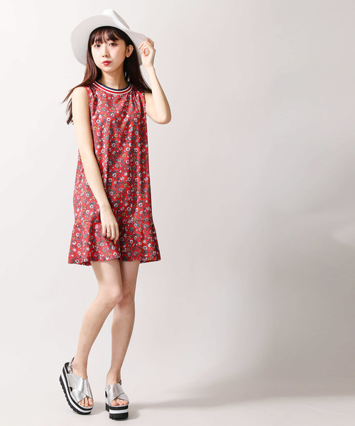 WEGO（ウィゴー）の「WEGO/ラインリブノースリーブフラワーワンピース（ワンピース・レディース・レッド・FREE）」の7枚目の写真