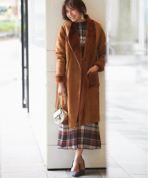 &. NOSTALGIA（アンドドットノスタルジア）の「フェイクムートンコート