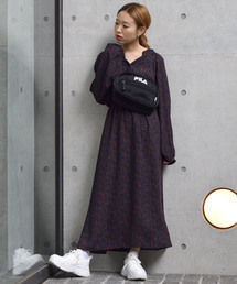 w closet | 小花柄襟フリルロングワンピース_(ワンピース)