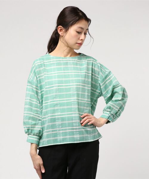 STYLEBLOCK（スタイルブロック）の「ガーゼ先染めチェックバックツイストブラウス（シャツ/ブラウス・レディース・ベージュ/レッド/グリーン/ネイビー・M）」の2枚目の写真