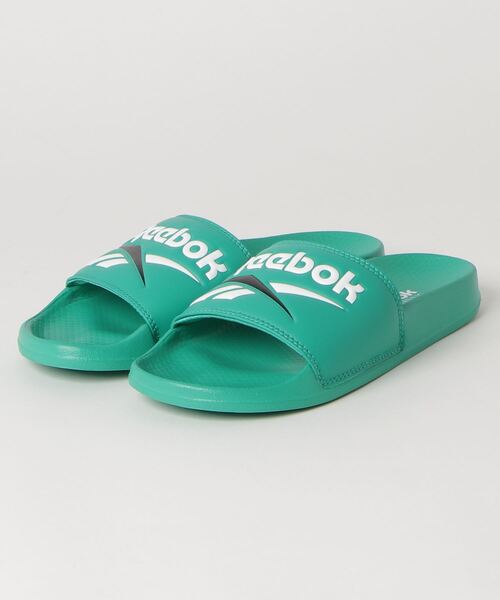 Reebok（リーボック）の「クラシック スライド（サンダル・メンズ・ホワイト×ブラック/イエロー/ピンク/ブラック×ホワイト/グレー/ホワイト×ブルー/ブラック系その他/ホワイト×レッド/ホワイト系その他/エメラルド/ブラック/ライトブルー/ネイビー/レッド/ホワイト×ネイビー/ブルー/ダークグレー/ホワイト/ライトグレー/ブルー系その他/ブラック系その他2/ネイビー×ホワイト/ベージュ・28.0cm/29.0cm/27.0cm/23.0cm/26.0cm/30.0cm/24.0cm/25.0cm）」の15枚目の写真