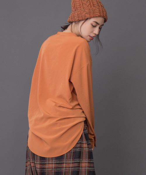 Munich（ミューニック）の「シルキーピーチブロード　バンドカラーシャツ（シャツ/ブラウス・レディース・ブラック/オートミール/カーキ/ダークオレンジ・FREE）」の5枚目の写真