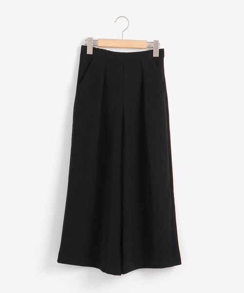 Perle Peche(ペルルペッシュ)の「ウエストイージーワイドクロップドパンツ(パンツ)」|ブラック