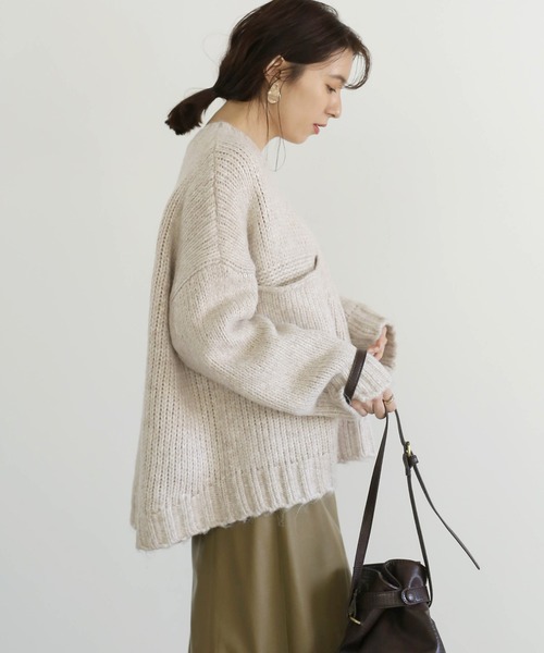 select MOCA（セレクトモカ）の「パッチポケットローゲージニット