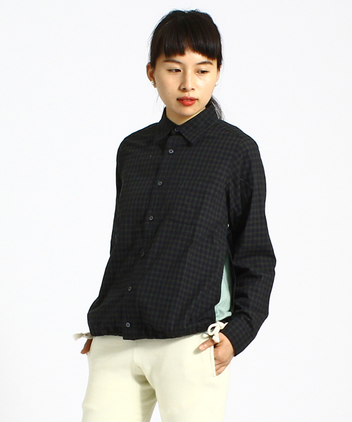 BEAMS BOY（ビームスボーイ）の「◎BEAMS BOY / サイドスリット ドローコード シャツ（シャツ/ブラウス・レディース・ワイン/インディゴブルー/ネイビー・ONE SIZE）」の2枚目の写真