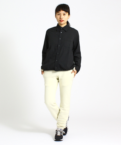 BEAMS BOY（ビームスボーイ）の「◎BEAMS BOY / サイドスリット ドローコード シャツ（シャツ/ブラウス・レディース・ワイン/インディゴブルー/ネイビー・ONE SIZE）」の4枚目の写真