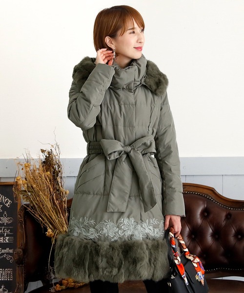 ラビットファーフードロングダウンコートキルティング素材（ダウン