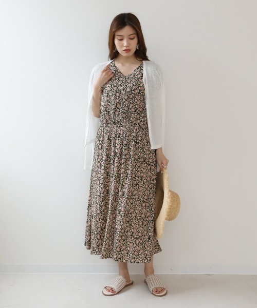 Bou Jeloud（ブージュルード）の「サイドプリーツ花柄ワンピース（ワンピース・レディース・ネイビー/グリーン・38）」の11枚目の写真