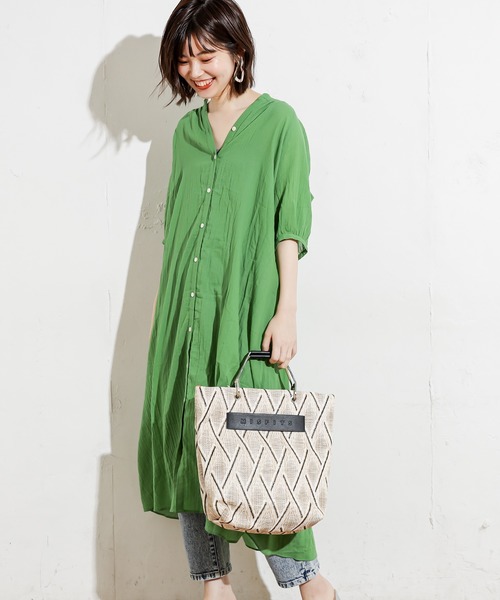 natural couture（ナチュラルクチュール）の「綿シフォンシアーシャツワンピース（ワンピース・レディース・ブラック/グレイッシュベージュ/グリーン/ラベンダー・FREE）」の13枚目の写真