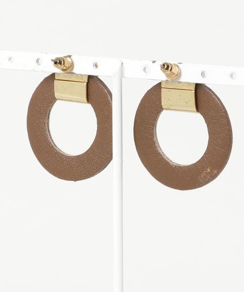 WEGO（ウィゴー）の「WEGO VINTAGE/CSレザーリングピアス（ピアス（両耳用）・レディース・ダークブラウン/キャメル/ベージュ・FREE）」の4枚目の写真
