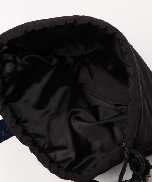 CONVERSE（コンバース）の「【CONVERSE】キルティングショルダー（ショルダーバッグ・レディース・ブラック/イエロー/カーキブラウン・ONE SIZE）」の13枚目の写真