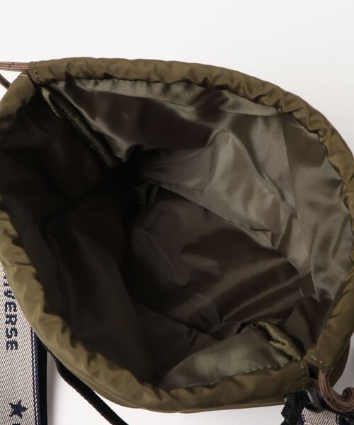 CONVERSE（コンバース）の「【CONVERSE】キルティングショルダー（ショルダーバッグ・レディース・ブラック/イエロー/カーキブラウン・ONE SIZE）」の11枚目の写真