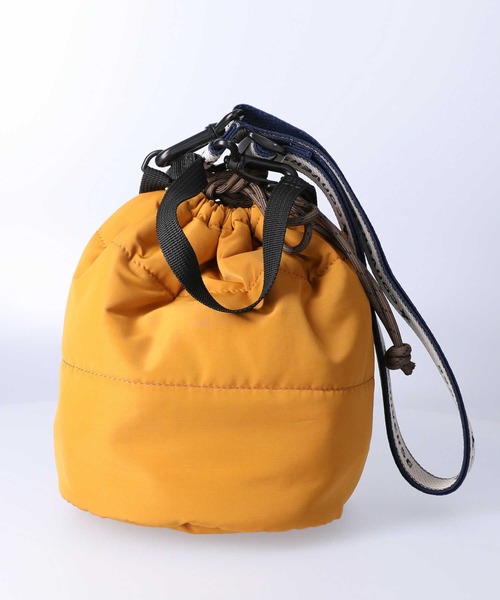 CONVERSE（コンバース）の「【CONVERSE】キルティングショルダー（ショルダーバッグ・レディース・ブラック/イエロー/カーキブラウン・ONE SIZE）」の7枚目の写真