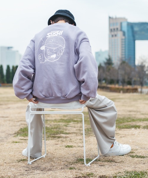 kutir（クティール）の「イラストレーター「ichiraku studio」 × kutir コラボスウェット（スウェット・メンズ・ホワイト/ライトグレー/ブラック/ダークブラウン/パープル/オフホワイト/その他/ダークブルー・MEDIUM/LARGE）」の9枚目の写真