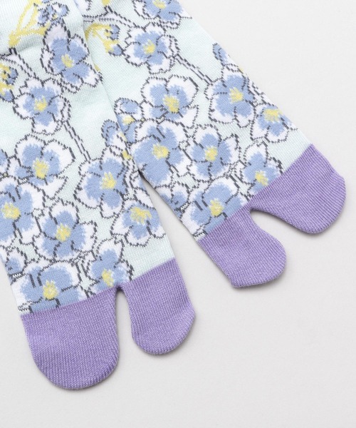 カヤ（カヤ）の「【カヤ】足袋型くつ下23～25cm しだれ桜（ソックス/靴下・レディース・パープル/ピンク/ブルー・FREE）」の8枚目の写真