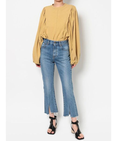 Ungrid（アングリッド）の「スリットストレートデニム（デニムパンツ・レディース・ブルー・24inch/25inch/26inch）」の4枚目の写真