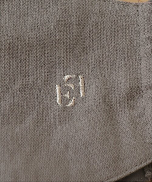 RAY CASSIN(レイカズン)の「EL Embroidery Mask(マスク・レディース・チャコールグレー/ベージュ・FREE)」の5枚目の写真