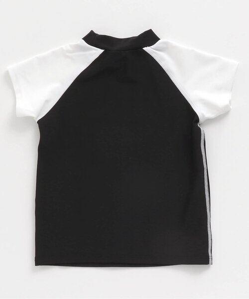 BREEZE（ブリーズ）の「/半袖ラッシュガード_UVカット（ラッシュガード・キッズ・カーキ/イエロー/オフホワイト/ブラック・100/110/120/130/140/80/90）」の6枚目の写真