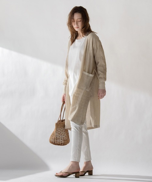 MAYSON GREY（メイソングレイ）の「【2021SS　叶えるシリーズ】AVAスキニーデニム（デニムパンツ・レディース・ブラック/オフホワイト/ネイビー・S/M/SS）」の7枚目の写真