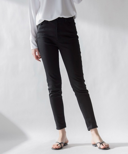 MAYSON GREY（メイソングレイ）の「【2021SS　叶えるシリーズ】AVAスキニーデニム（デニムパンツ・レディース・ブラック/オフホワイト/ネイビー・S/M/SS）」の13枚目の写真