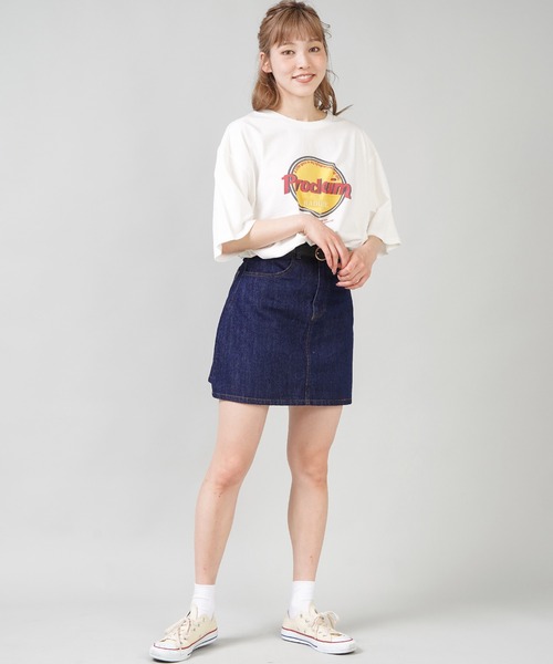 SPINNS（スピンズ）の「【ゆったりシルエット】Proclaim カレッジデザインビッグTシャツ（Tシャツ/カットソー・レディース・ホワイト/ブルー/グリーン/チャコール・ONESIZE）」の12枚目の写真