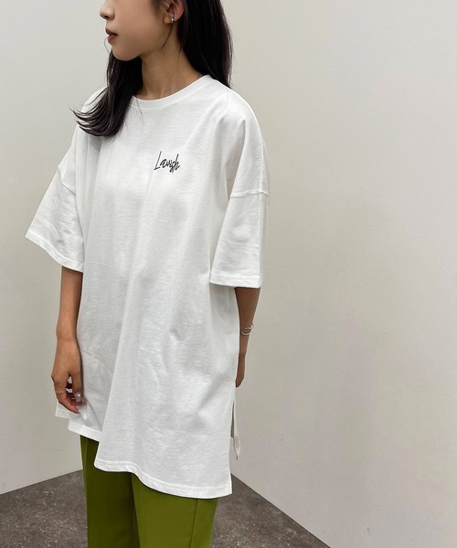 apres jour mignon(アプレジュールミニョン)の「アソートBIGスリットT 【ZOZOTOWN限定アイテム】(Tシャツ/カットソー・レディース・ブラック/ホワイト系その他/ブラック系その他/ナチュラル/パープル系その他/オレンジ系その他/オフホワイト/ブルー系その他・X-LARGE/フリー)」の14枚目の写真