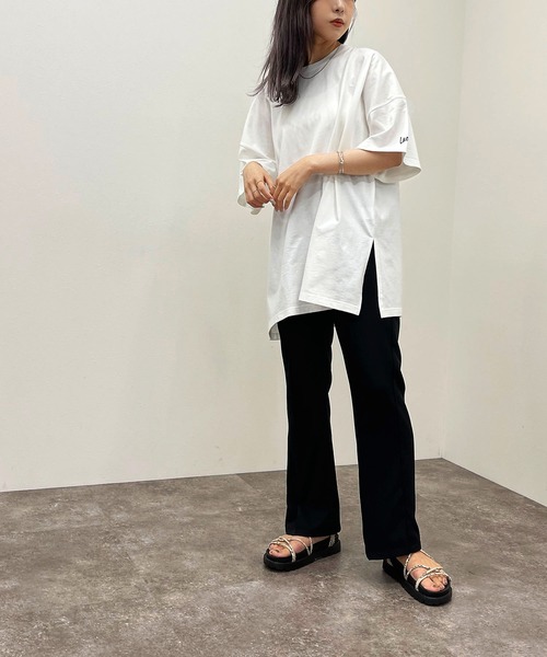 apres jour mignon(アプレジュールミニョン)の「アソートBIGスリットT 【ZOZOTOWN限定アイテム】(Tシャツ/カットソー・レディース・ブラック/ホワイト系その他/ブラック系その他/ナチュラル/パープル系その他/オレンジ系その他/オフホワイト/ブルー系その他・X-LARGE/フリー)」の11枚目の写真