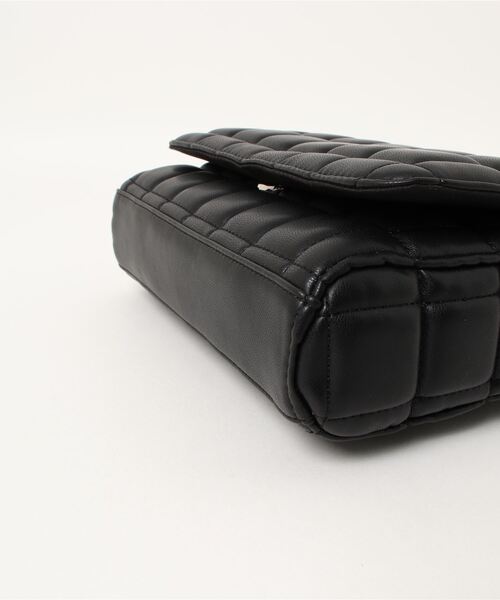 SPIRALGIRL（スパイラルガール）の「キルティングパターンショルダーバック（ショルダーバッグ・レディース・ブラック/オフホワイト・FREE）」の9枚目の写真