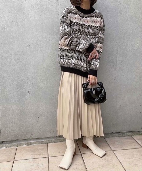 CORNERS(コーナーズ)の「フェイクレザープリーツスカート(スカート・レディース・ライトベージュ/ブラック/ブルー・M)」の22枚目の写真