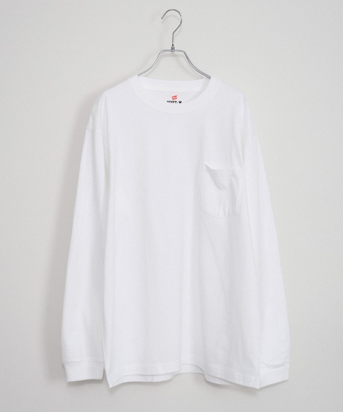 HANES(ヘインズ)の「Hanes ヘインズ BEEFY LONG SLEEVE POCKET T-SHIRT 1P ビーフィー クルーネック ロングスリーブ ポケット付きTシャツ(Tシャツ/カットソー・メンズ・ホワイト/ブラック/ネイビー/ダークグレー/ヘザーグレー・S/M/L/XL)」の2枚目の写真