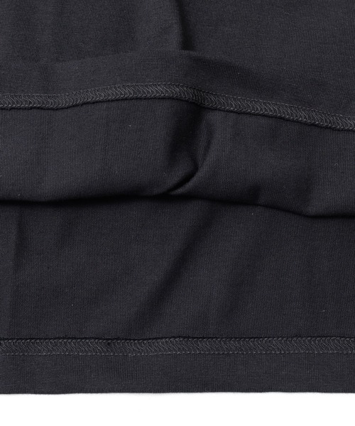 HANES(ヘインズ)の「Hanes ヘインズ BEEFY LONG SLEEVE POCKET T-SHIRT 1P ビーフィー クルーネック ロングスリーブ ポケット付きTシャツ(Tシャツ/カットソー・メンズ・ホワイト/ブラック/ネイビー/ダークグレー/ヘザーグレー・S/M/L/XL)」の12枚目の写真