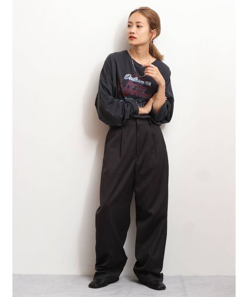 Ungrid(アングリッド)の「ウォッシュロゴプリントロングスリーブTee(Tシャツ/カットソー・レディース・チャコールグレー/オフホワイト・FREE)」の5枚目の写真
