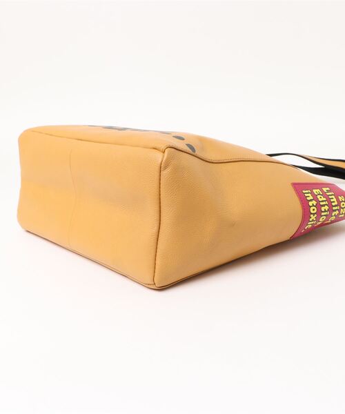 intoxic.(イントキシック)の「RESONATES 2021限定品 Mad strap tote マッドストラップトート(トートバッグ・レディース・ブラック/ブルー/ベージュ・FREE)」の7枚目の写真