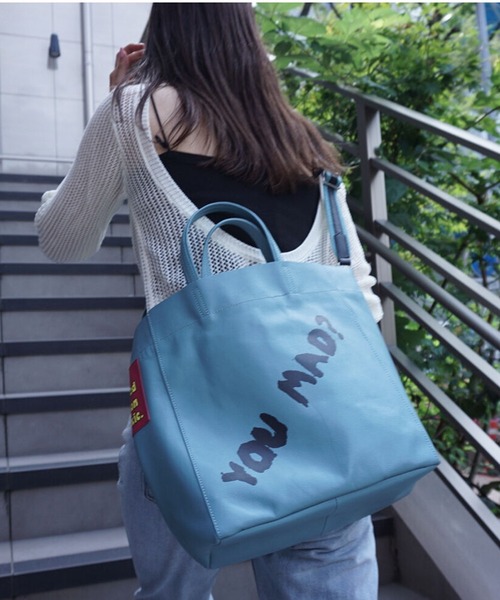 intoxic.(イントキシック)の「RESONATES 2021限定品 Mad strap tote マッドストラップトート(トートバッグ・レディース・ブラック/ブルー/ベージュ・FREE)」の20枚目の写真