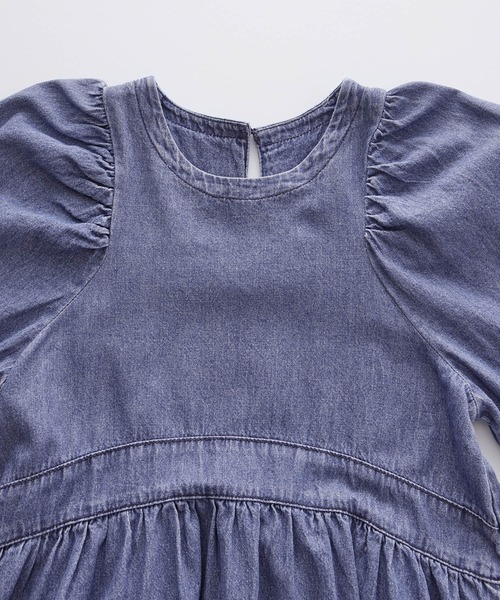 ＆yam（アンドヤム）の「袖ボリュームデニムワンピース（ワンピース・キッズ・ブルー・110-120cm/100-110cm/130-140cm）」の14枚目の写真
