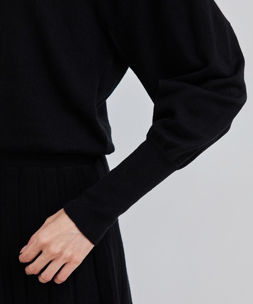 ROPE' PICNIC(ロペピクニック)の「袖ボリュームプリーツニットワンピース(ワンピース・レディース・ブラック/ブラウン系その他2/パープル系その他・38/40)」の8枚目の写真