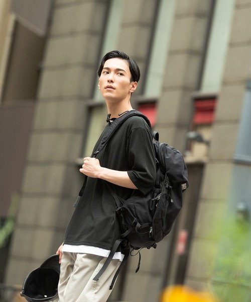 Blue Standard (ブルースタンダード)の「【BLUE STANDARD/ブルースタンダード】大きすぎないゆったりシルエット(ビッグシルエット) フェイクレイヤード5分袖Tシャツ(Tシャツ/カットソー・メンズ・ホワイト/ネイビー/オリーブ/ベージュ/ブラック/ブラウン・LARGE/MEDIUM/X-LARGE)」の12枚目の写真