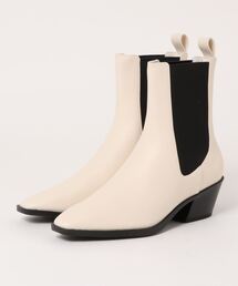 スランテッドヒール チェルシーブーツ / Slanted Heel Chelsea Boots