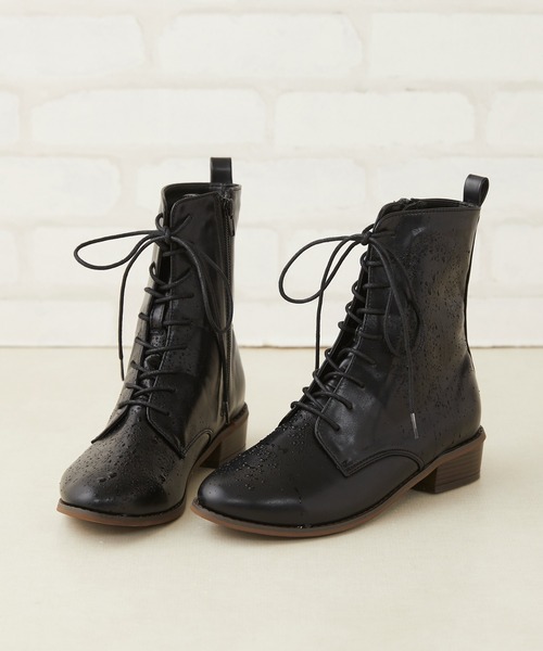 menue（メヌエ）の「晴雨兼用 レースアップ ミドルブーツ（ブーツ・レディース・ブラック/アイボリー/ダークブラウン/グレイッシュベージュ/ベージュ系その他・LL/M/XS/3L/L/S）」の11枚目の写真