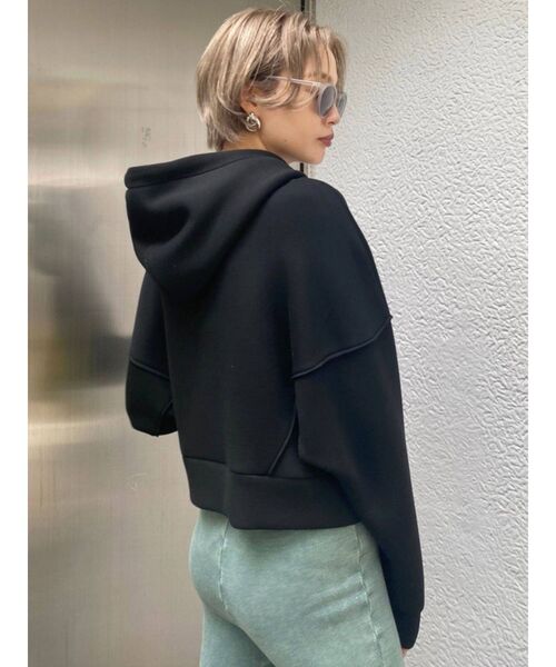 EMODA(エモダ)の「ツイストサークルピアス(ピアス(両耳用)・レディース・シルバー/ゴールド・FREE)」の5枚目の写真