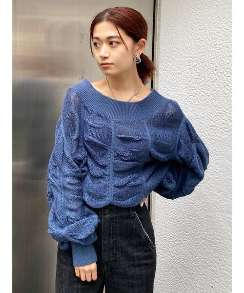 EMODA(エモダ)の「ツイストサークルピアス(ピアス(両耳用)・レディース・シルバー/ゴールド・FREE)」の6枚目の写真