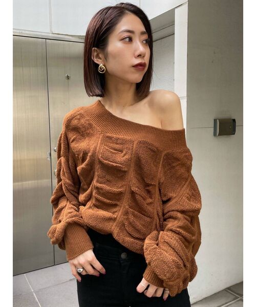 EMODA(エモダ)の「ツイストサークルピアス(ピアス(両耳用)・レディース・シルバー/ゴールド・FREE)」の10枚目の写真