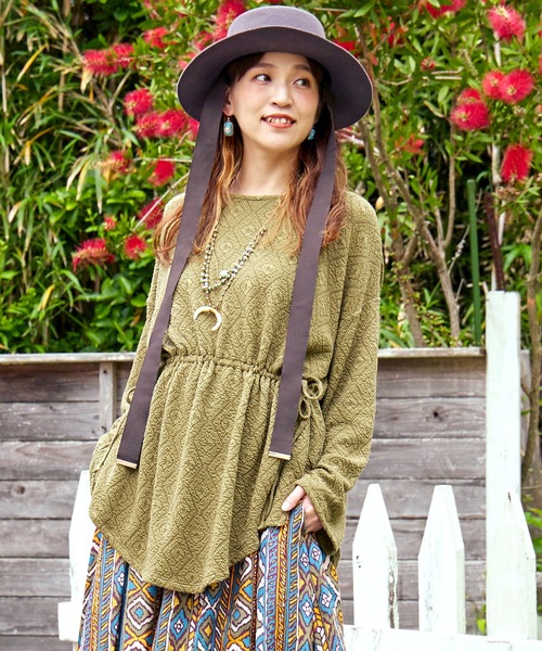 チャイハネ（チャイハネ）の「【チャイハネ】yul ジオメトリック柄トップス（Tシャツ/カットソー・レディース・ホワイト/パープル/ブラウン/カーキ・FREE）」の4枚目の写真