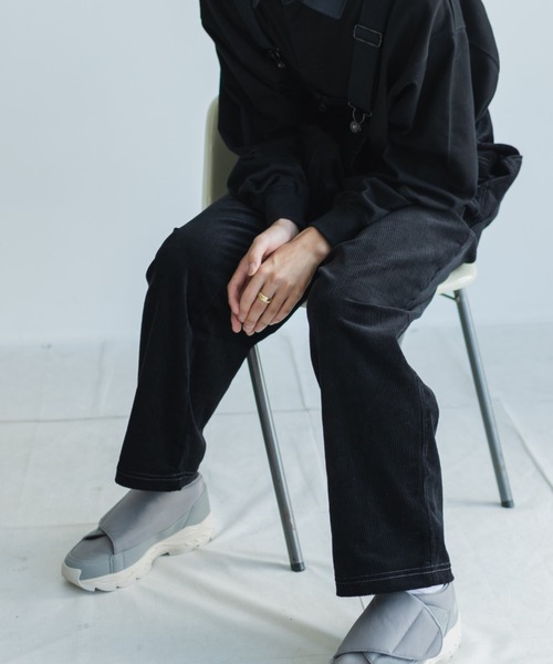 WHIMSIC（ウィムジック）の「【WHIMSIC】U.S.N コーデュロイデッキパンツ（サロペット/オーバーオール・レディース・ブラック/ベージュ・1/2）」の15枚目の写真